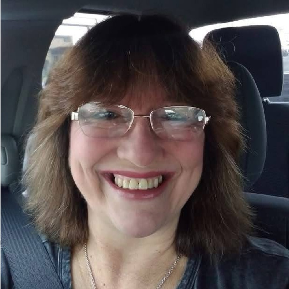 Meet your Posher, Jeannine
